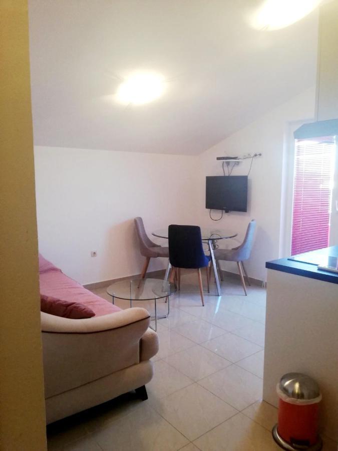 Stella Maris Apartments Vodice Buitenkant foto
